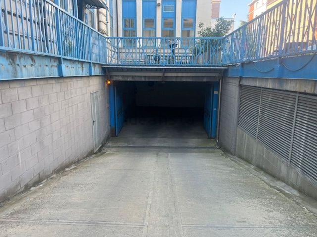 Garage in vendita di m² in Via Guglielmo Massaia Cardinale, 2