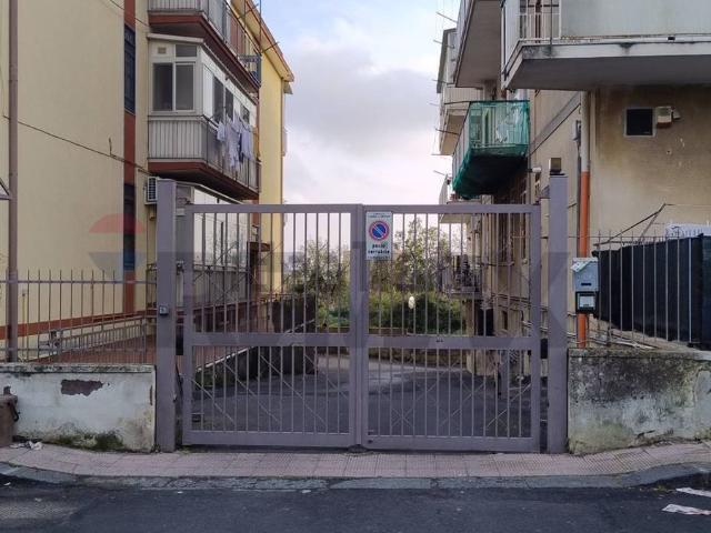 Garage in vendita di m² in Via J. F. Kennedy, 27