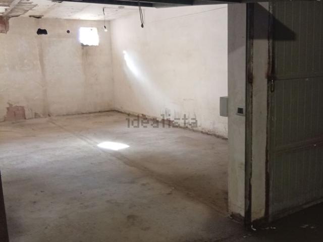 Garage in vendita di m² in Via Lauro, 159