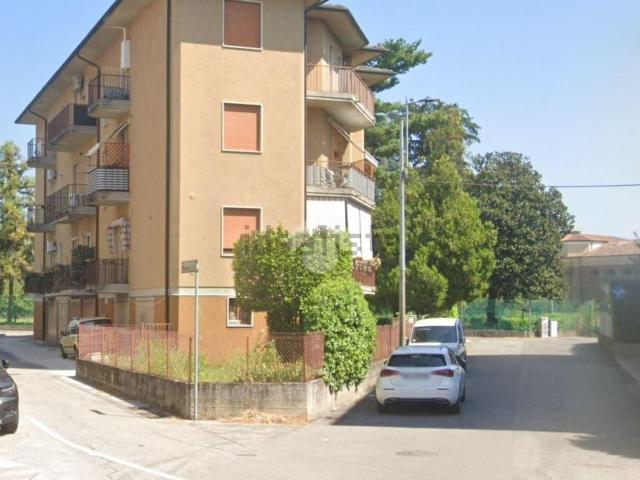 Garage in vendita di m² in Via Livenza
