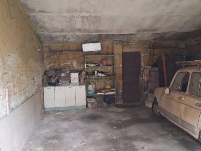Garage in vendita di m² in Via Ludovico Ariosto