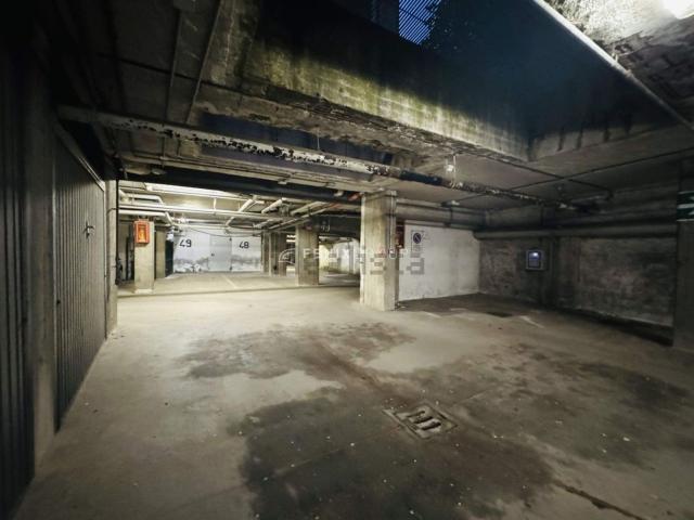 Garage in vendita di m² in Via Luigi Pellizzo, 14