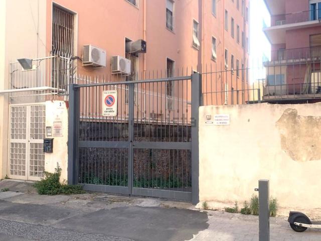Garage in vendita di m² in Via Macallè, 3
