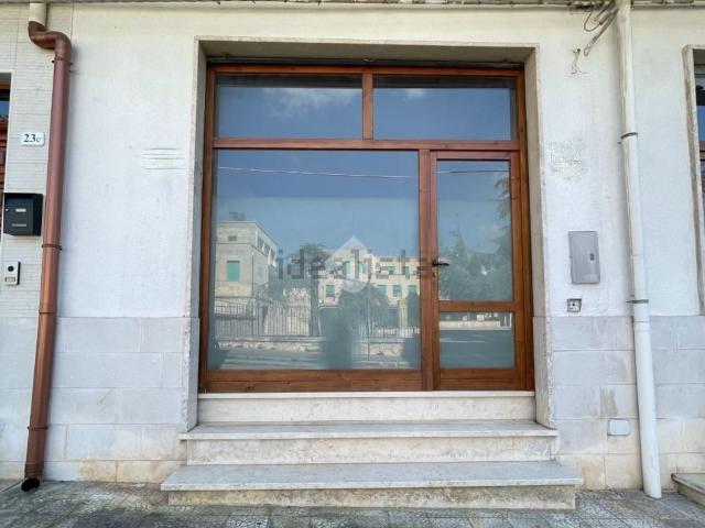 Garage in vendita di m² in Via Mercadante