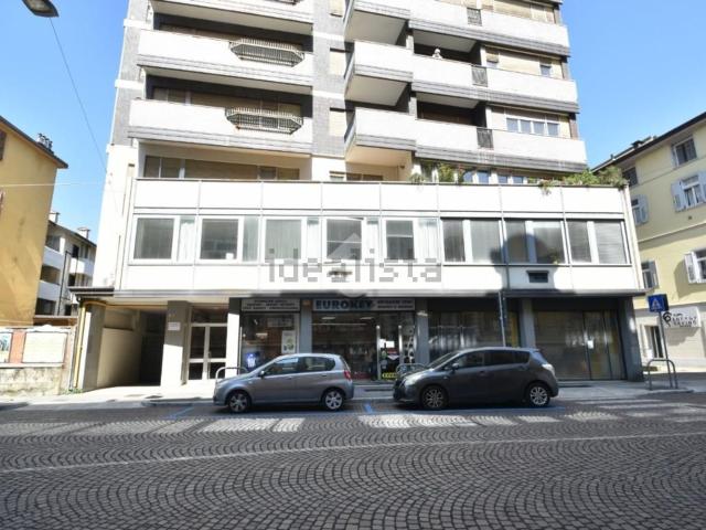 Garage in vendita di m² in Via Nazario Sauro, 18