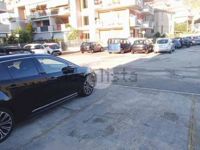 Garage in vendita di m² in Via Niccolò Copernico, 8