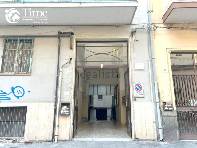 Garage in vendita di m² in Via Oliveto Scammacca