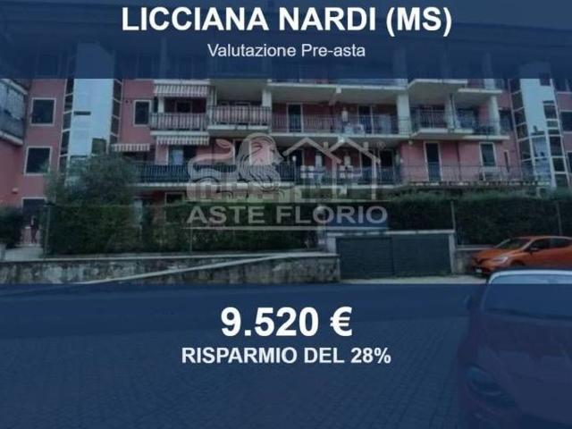 Garage in vendita di m² in Via Paesi Bassi