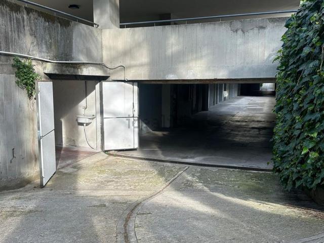 Garage in vendita di m² in Via Paganino Bonafede, 32