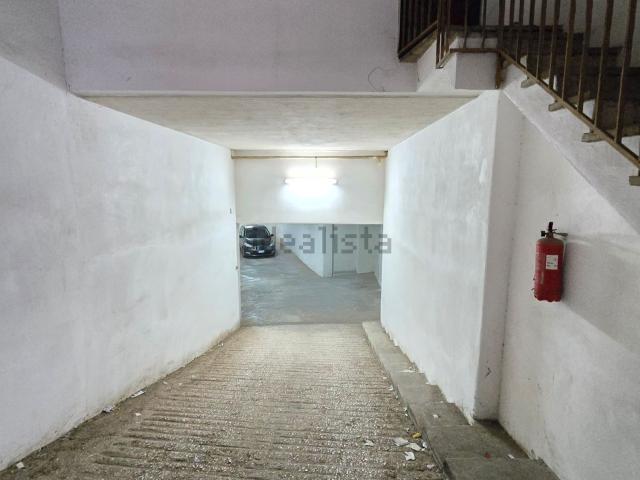 Garage in vendita di m² in Via Palestro