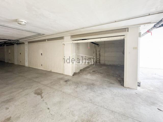 Garage in vendita di m² in Via Pasquale Coppa Zuccari, 16