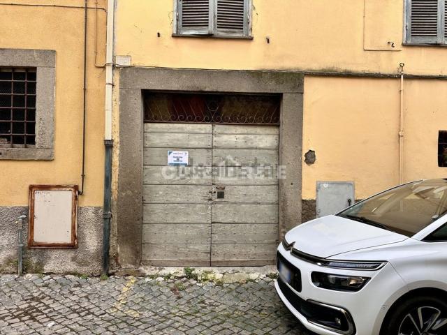 Garage in vendita di m² in Via Pio Fedi, 16