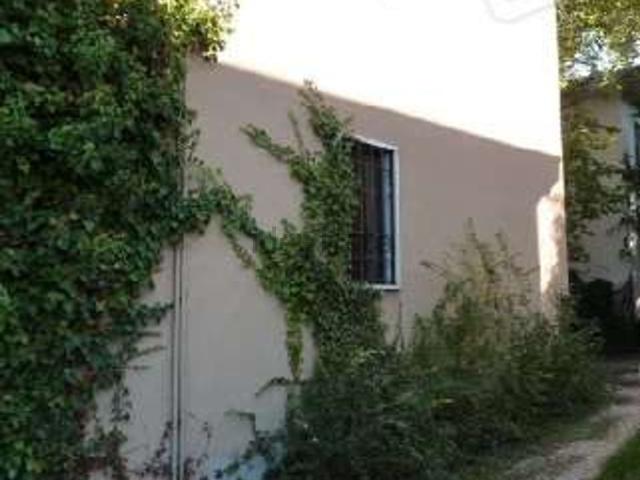 Garage in vendita di m² in Via Radisi