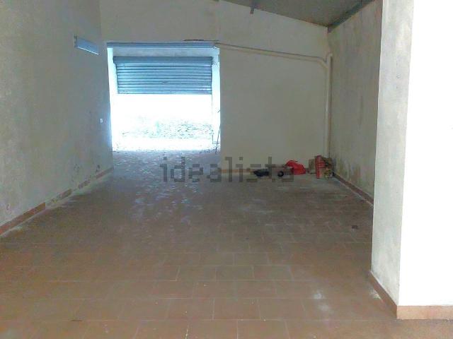 Garage in vendita di m² in Via Regina Elena