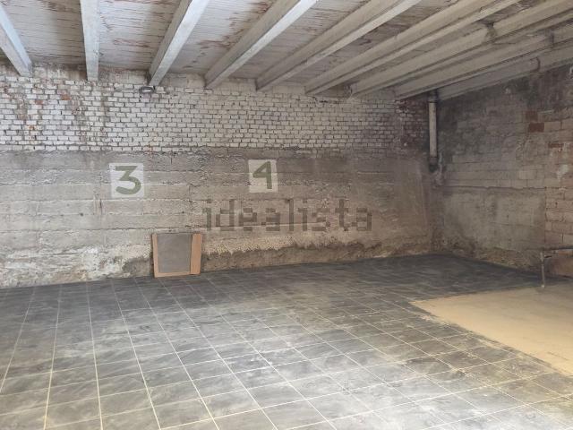 Garage in vendita di m² in Via Ricasoli