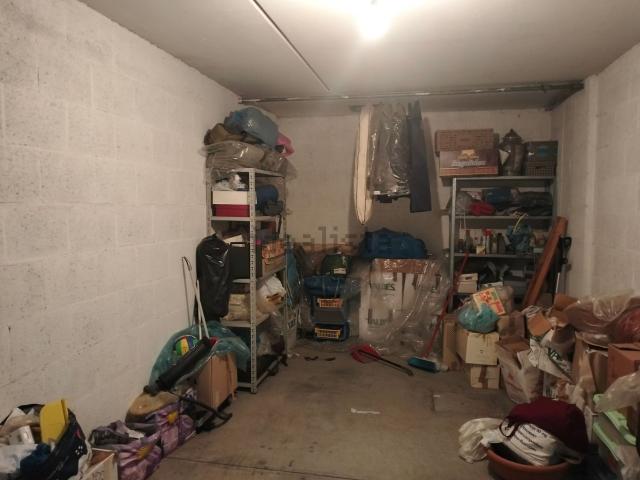 Garage in vendita di m² in Via Robert Koch