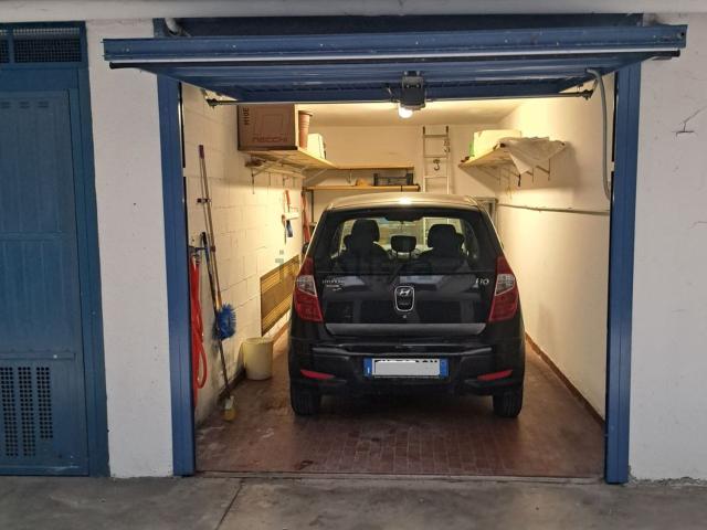 Garage in vendita di m² in Via Scipione Innocenti, 30