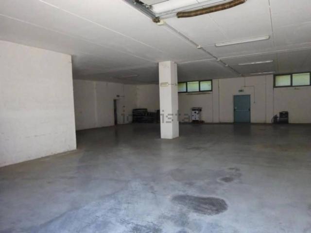 Garage in vendita di m² in Via San Giuseppe, 63