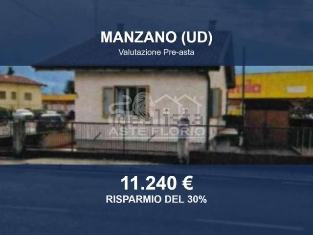 Garage in vendita di m² in Via San Giovanni
