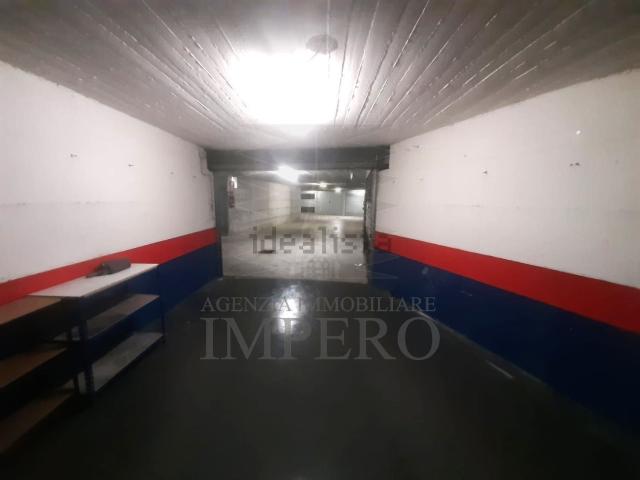 Garage in vendita di m² in Via San Rocco