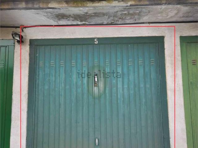 Garage in vendita di m² in Via Sempione, 12