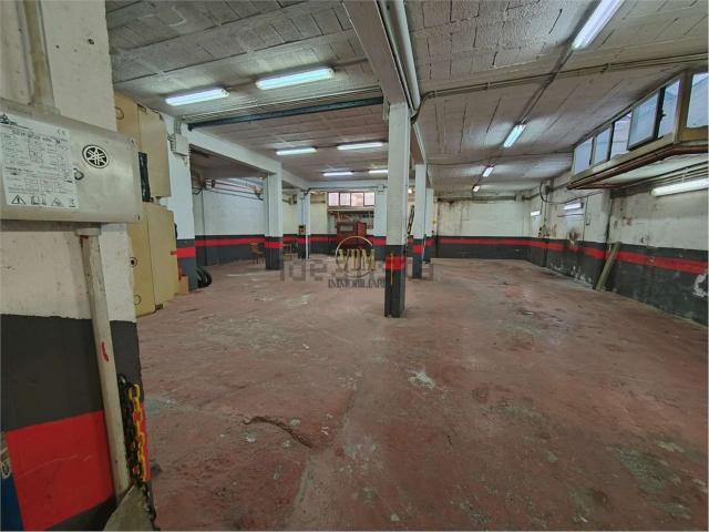 Garage in vendita di m² in Viale Olimpia