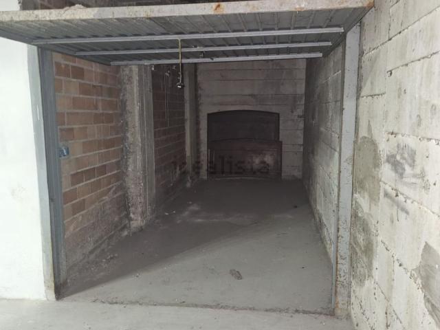 Garage in vendita di m² in Viale Cesare Battisti