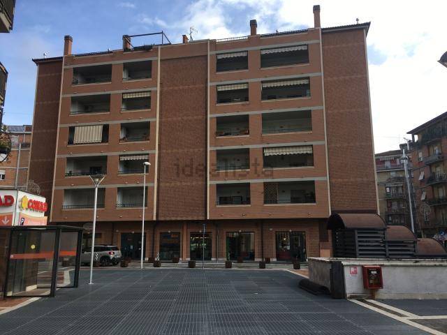 Garage in vendita di m² in Viale Cesare Battisti, 145
