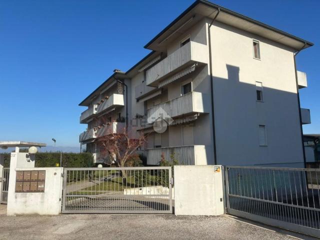 Garage in vendita di m² in Viale Cricoli, 32