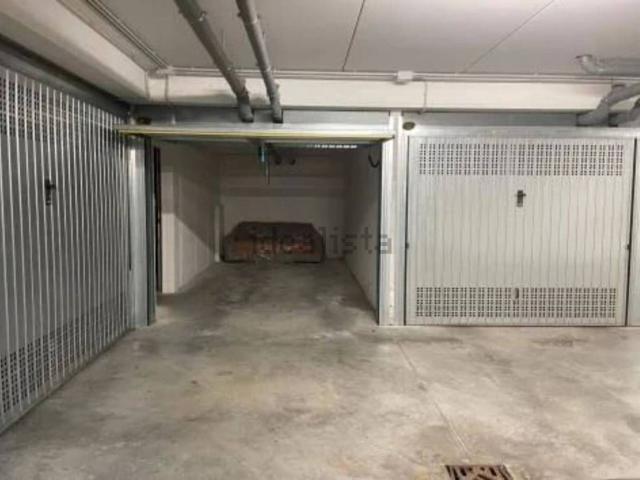 Garage in vendita di m² in Viale Duca D&apos Aosta, 9