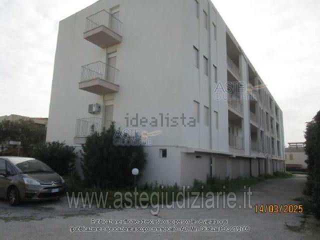 Garage in vendita di m² in Viale della Concordia
