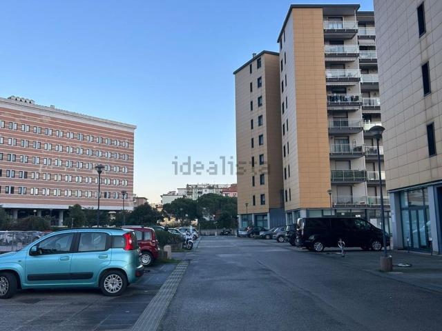 Garage in vendita di m² in Viale Italia, 100