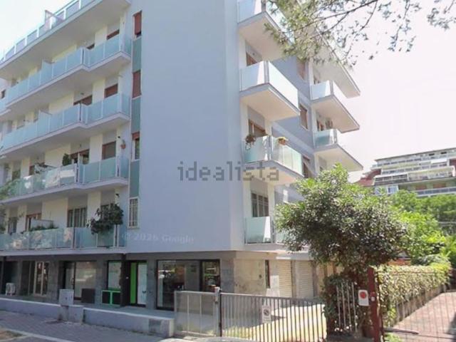 Garage in vendita di m² in Viale John Fitzgerald Kennedy, 75