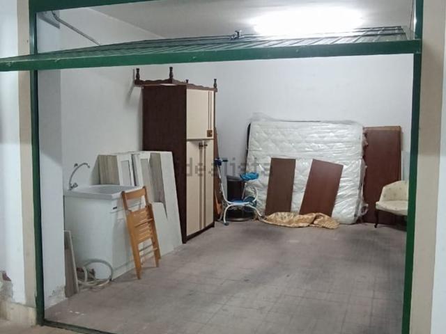 Garage in vendita di m² in Viale Risorgimento, 111