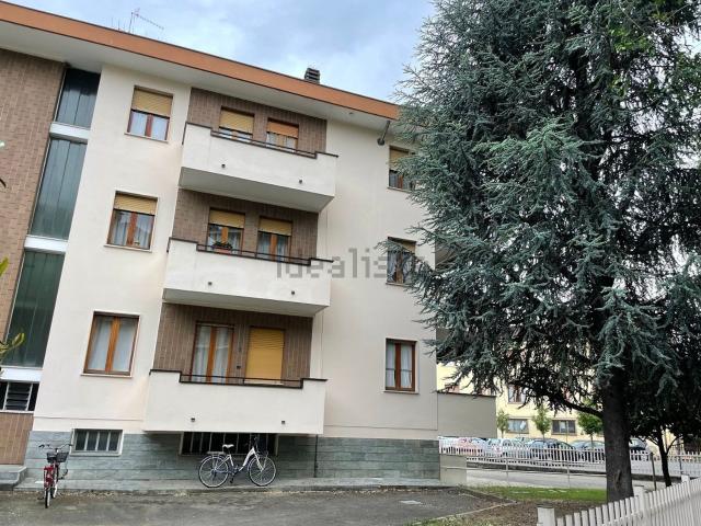 Garage in vendita di m² in Viale Risorgimento, 221