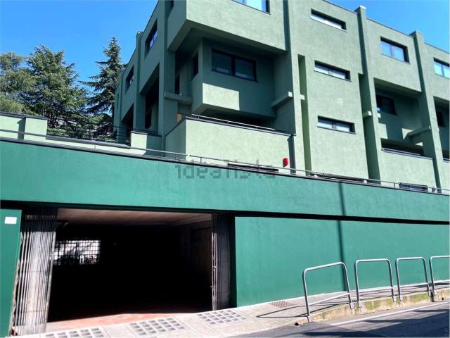 Garage in vendita di m²