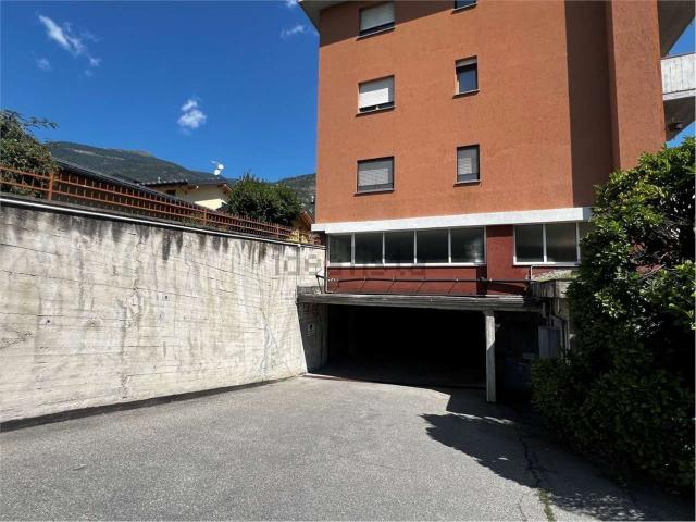 Garage in vendita di m²