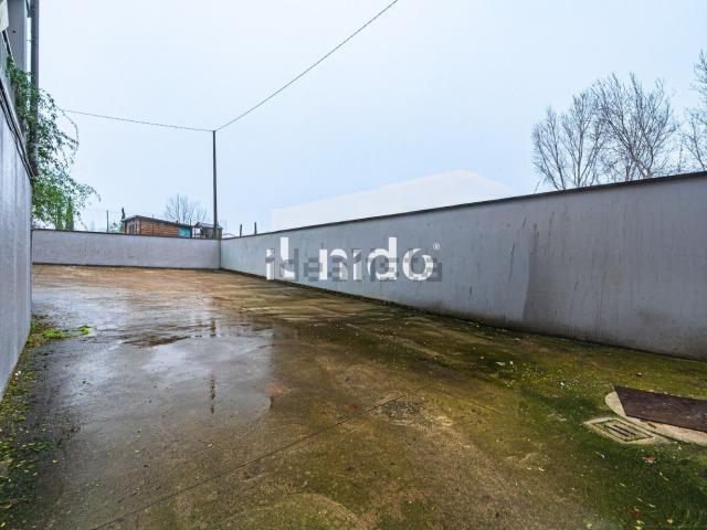 Garage in vendita di m²