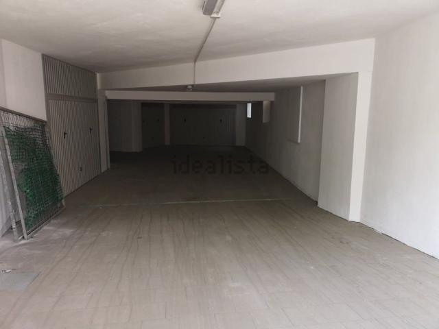 Garage in vendita di m²