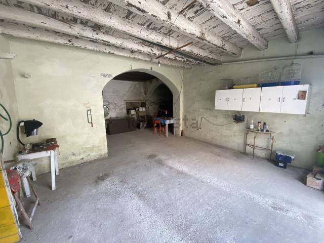 Garage in vendita di m²