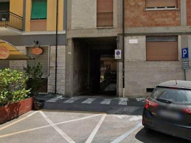 Garage in vendita di m²