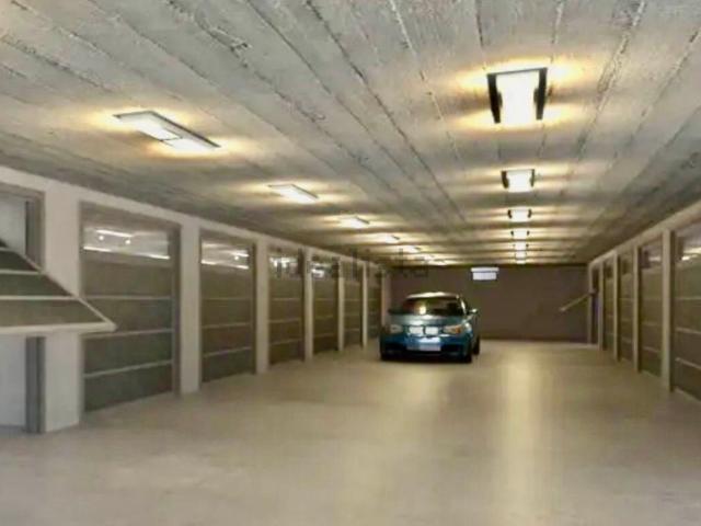 Garage in vendita di m²