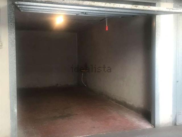 Garage in vendita di m²