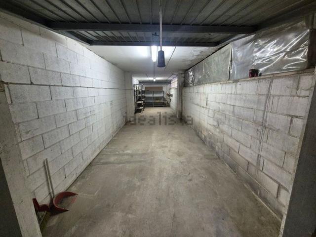 Garage in vendita di m² in Via Stefano Giovanni Marianini, 61