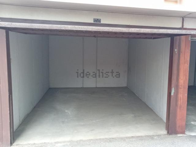 Garage in vendita di m²