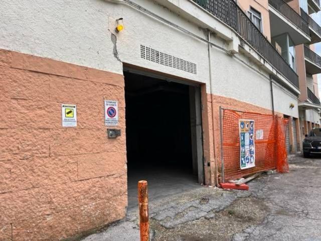Garage in vendita di m²