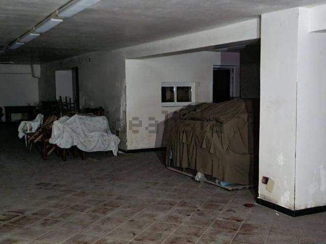 Garage in vendita di m²