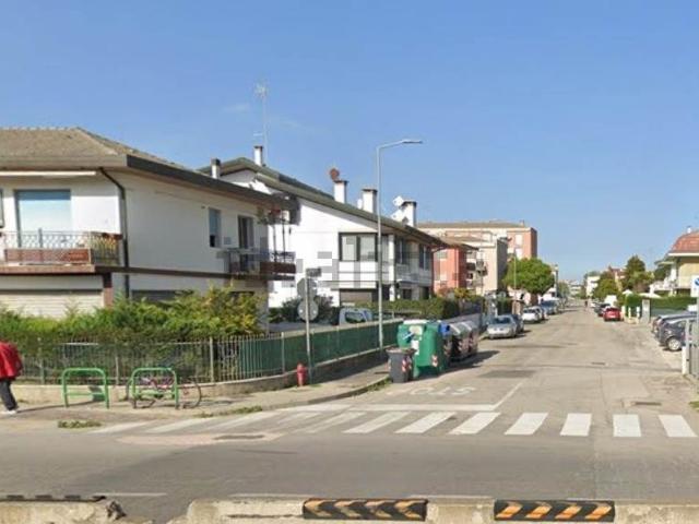 Garage in vendita di m²