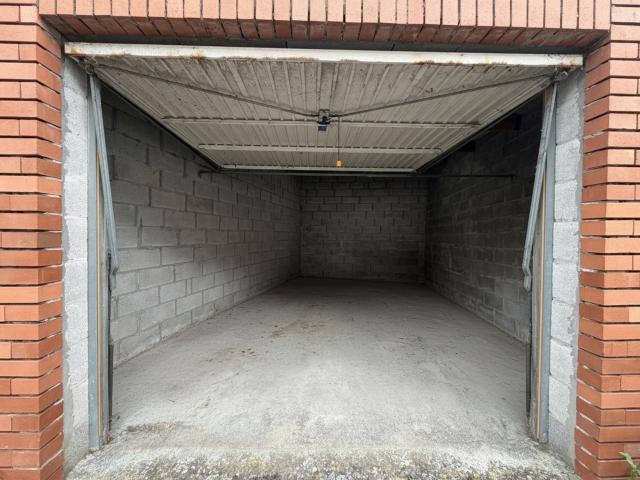GARAGE / STOCKAGE NOYELLES SUR SELLE