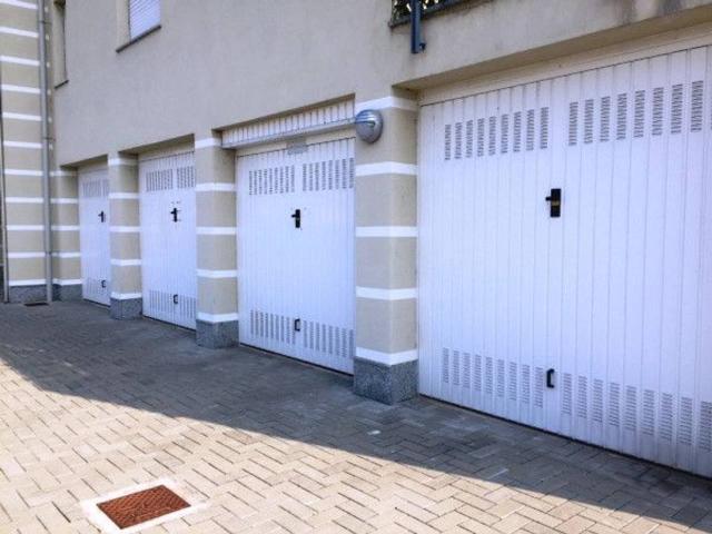 Garage Posto auto in vendita a Casorate Primo